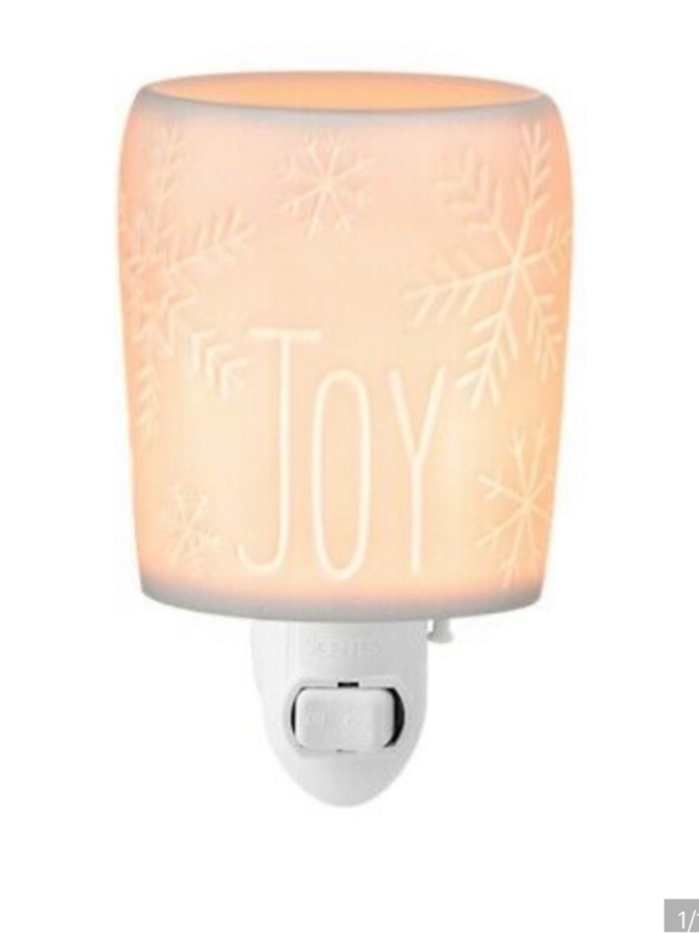 Scentsy Joy Snowflake Plug-In Warmer in Soft lights up